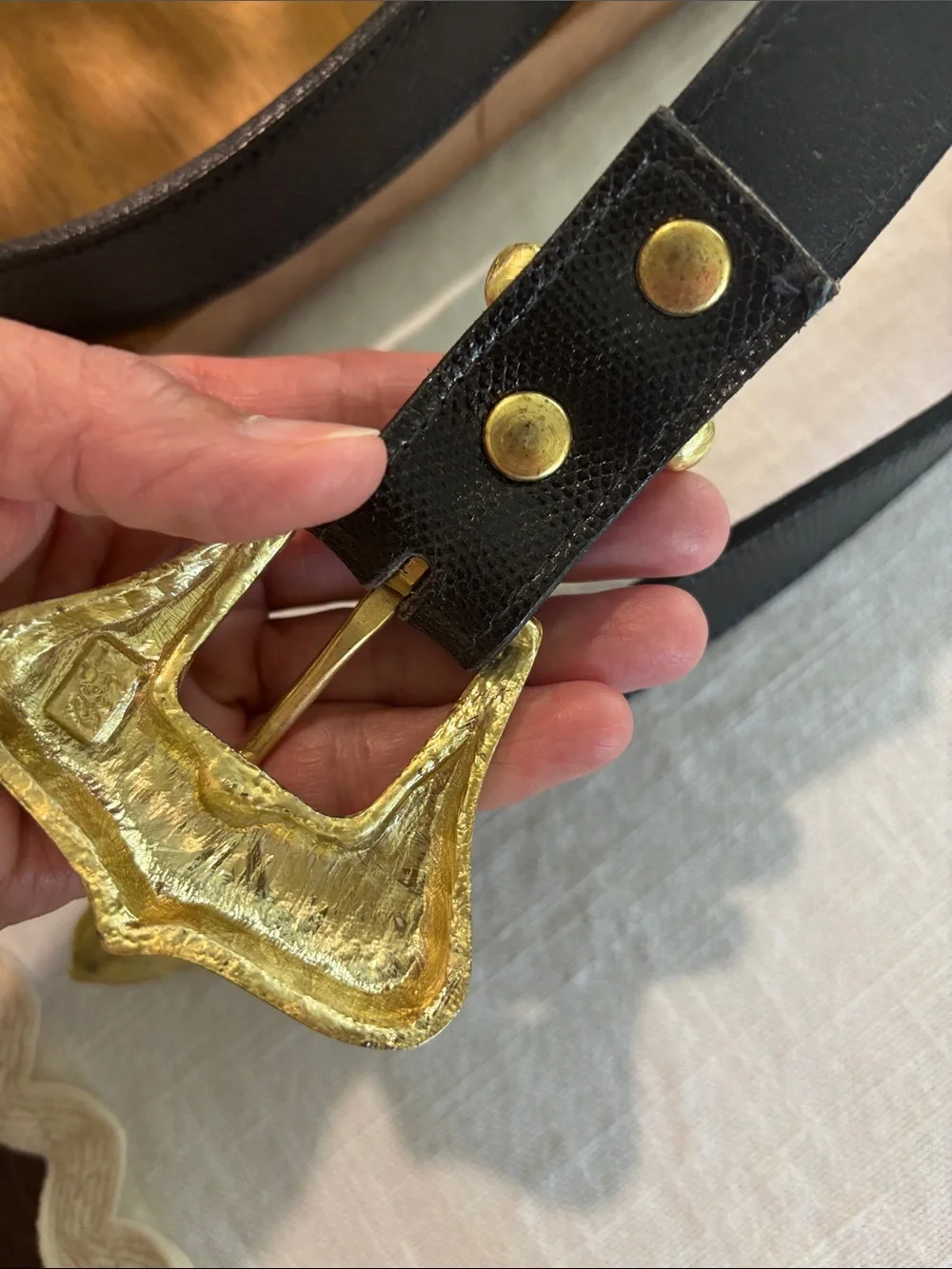 Vintage 80s CIA Accessories black textured leather belt gold hardware size M